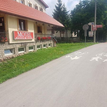 Motel Krolowej Jadwigi 桑多梅日 外观 照片