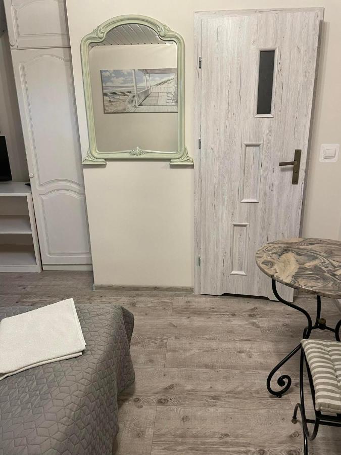 Motel Krolowej Jadwigi 桑多梅日 外观 照片